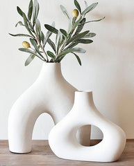 Carrot's Den Donut Vase, Set of 2 - Minimalist Nordic